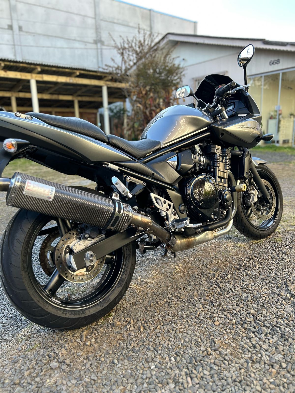SUZUKI BANDIT 650 S 2011
